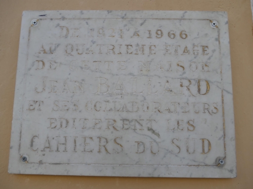 plaque des Cahiers du Sud.jpg