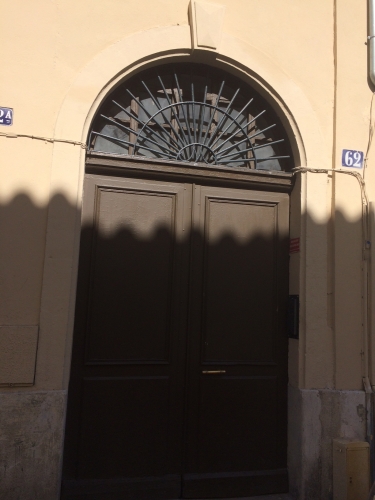 porte du 62 rue Sainte EX REVUE SUD.JPG